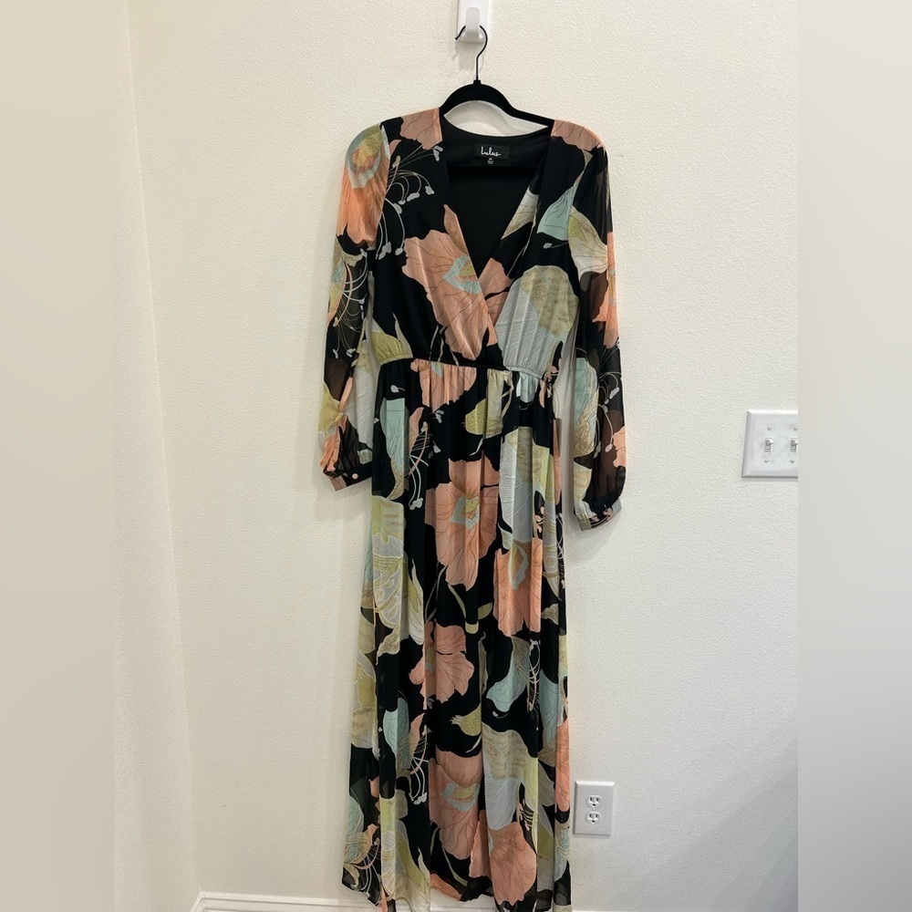 Lulus NWT black floral printed maxi dress MED feminine Datenight event sexy - Picture 4 of 7
